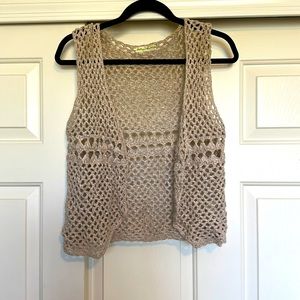 Crochet vest. Size S